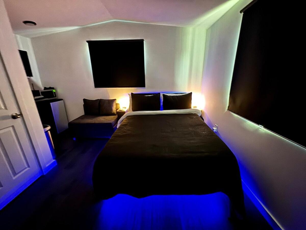 Your Downtown Cozy Studio With Backyard Unit C Phoenix Kültér fotó